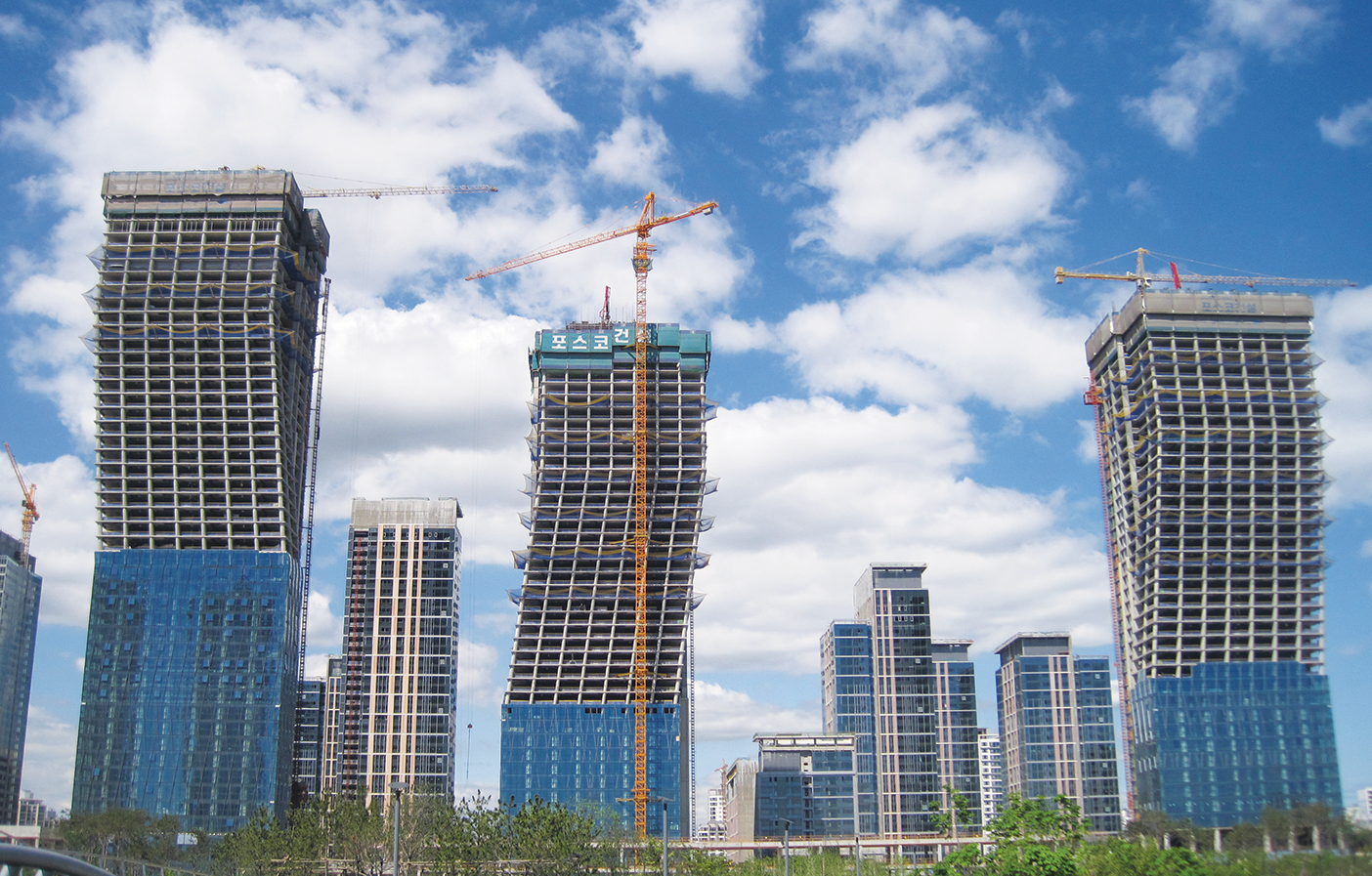 SONGDO-The Sharp Central Park